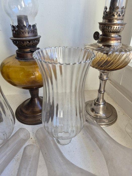 Petroleumlamp (3) - Glas, Kristal, Antiek en Kunst, Curiosa en Brocante