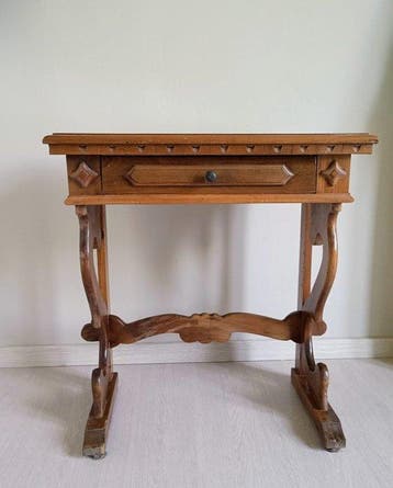 Wandtafel - Hout - gegraveerd, met lade