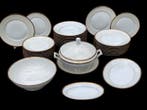 RICHARD GINORI - Tafelservies voor 12 (41) - Porselein -