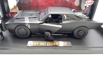 Jada Toys 1:18 - Modelauto - Batman e Batmobile 2022 -, Nieuw