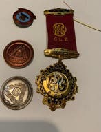 Collection thématique - Médailles et insignes