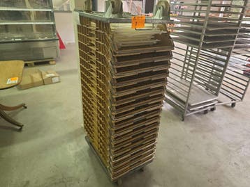 (17x) broodmanden Broban krat