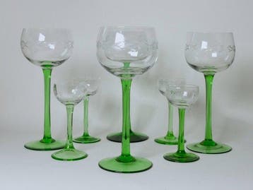 Pot (8) - Romeinen - Glas - Kavel wijn en likeur