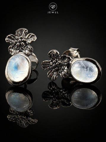 Natuurlijke maansteenoorbellen - 925 zilver - bloemvormig