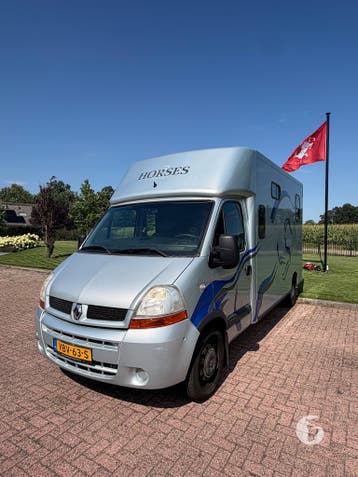 Degelijke Theault dubbelcabine paardencamionette!, Dieren en Toebehoren, Ophalen, Zo goed als nieuw, Aluminium, 2-paards trailer