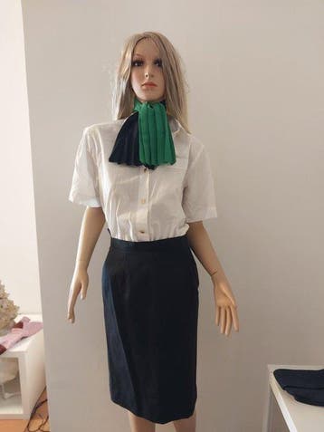 Louis Féraud Uniforme vintage dhôtesse de lair - 1990-2000