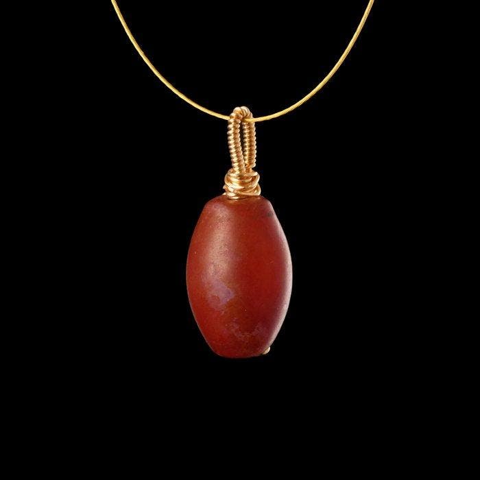 Oud-Romeins Pendant, met draad omwikkelde karneool kraal, Antiek en Kunst, Antiek | Overige Antiek