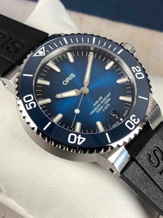 Oris - Aquis Date Calibre 400-2 Automatic - 01 400 7763, Bijoux, Sacs & Beauté, Montres | Hommes