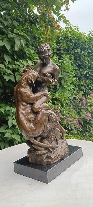 naar drouot - Beeld, gevecht sculptuur De strijd om het
