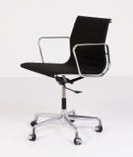 ICF - Charles & Ray Eames - Stoel - EA117 - Aluminium,