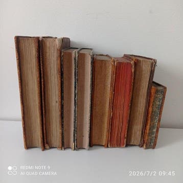 Divers - 8 livres de 18 ème siècle dhistoire : histoire de, Antiquités & Art