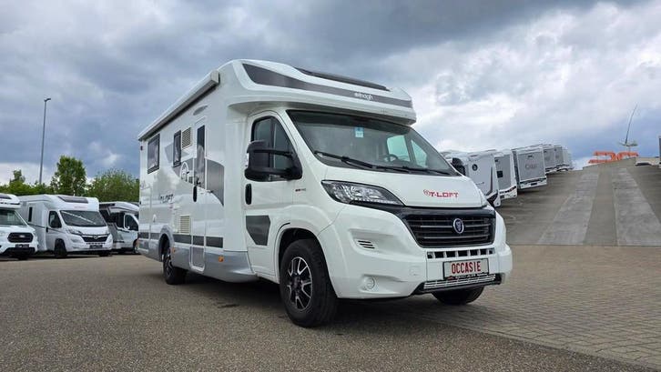 Elnagh T-loft 530 goed verzorgd met twinbedden 63287, Caravans en Kamperen, Mobilhomes, Cassettetoilet, Handgeschakeld, L-zit