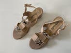 Veiling - Beige suède  dames sandalen van Estrada maat 38, Kleding | Dames, Schoenen, Nieuw