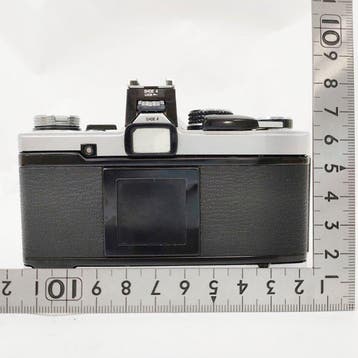 Olympus OM-2 + F.Zuiko 1,8/50mm | Appareil photo argentique
