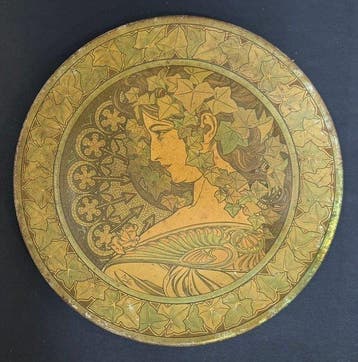 Mucha - Schotel (2) - Metaal - Alphonse Mucha - De Klimop en, Antiquités & Art
