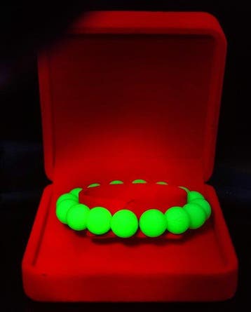 Geen reserveprijs Prachtige calciet armband in een fluwelen