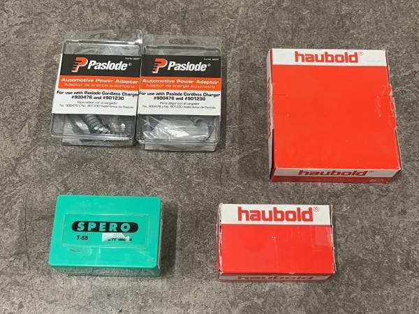 Veiling - Haubold en Paslode bevestigingsmateriaal set 5-del, Bricolage & Construction, Quincaillerie & Fixations