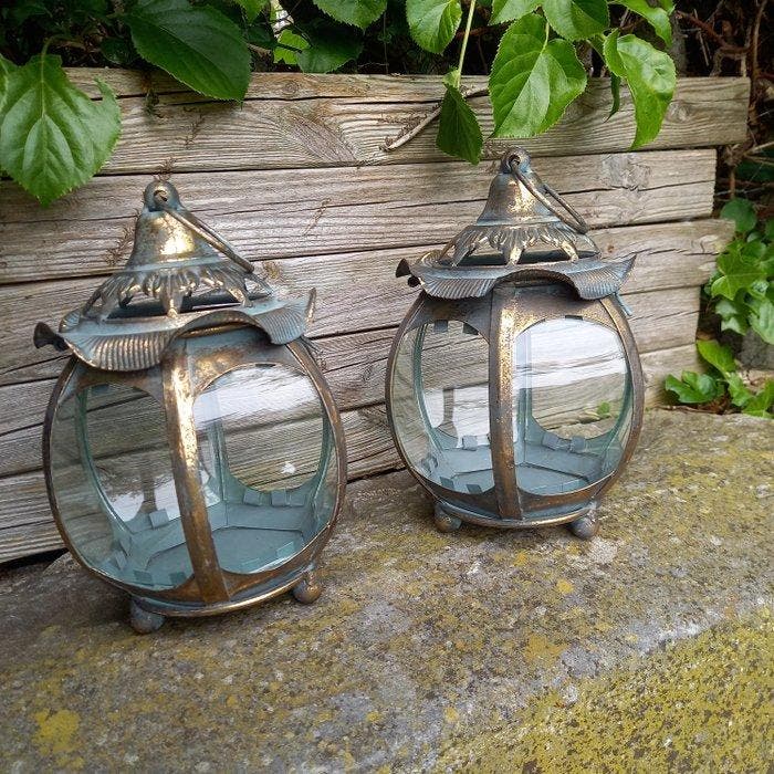 2 Candle Lanterns - Lantaarn (2) - Glas, Metaal, Antiek en Kunst, Curiosa en Brocante