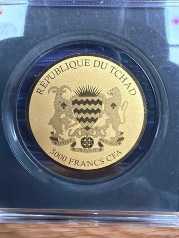 Tchad. 5000 Francs Big Five Giraffe - 1/200 oz (.999) mit