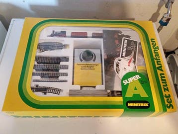 Minitrix N - 11057 - Ensemble de train (1) - avec une, Hobby en Vrije tijd, Modeltreinen | N-Spoor, Nieuw