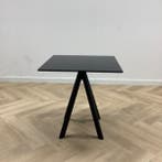 Design Pedrali Arki 4 tafel, (hxbxd) 72x69x69 cm, zwart, Huis en Inrichting, Tafels | Eettafels, Gebruikt, Metaal