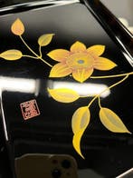 Plateau - Plateau en laque Maki-e à la clématite • Aizu, Antiquités & Art