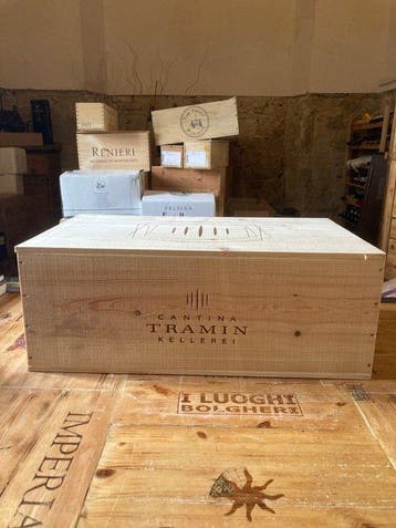 Cantina Tramin: Epokale 2017 x2 & Maglen Pinot Nero 2023 x9, Verzamelen, Nieuw