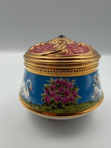 Boîte à musique “Swan Lake” – House Of Fabergé et Franklin