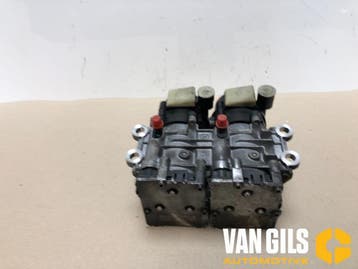 Diversen Lynk & Co 01 O257978
