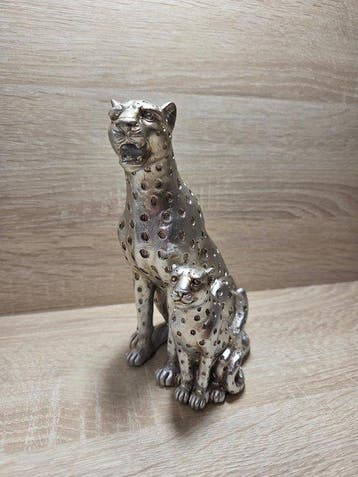 Decoratief ornament - Beeld van een zilveren luipaard,