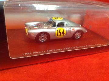 TrueScale Miniatures 1:43 - Voiture de course miniature -