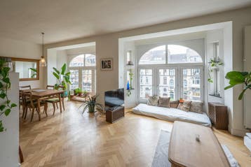 Appartement aan Avenue Louis Bertrand, Schaerbeek, Immo, 50 m² of meer