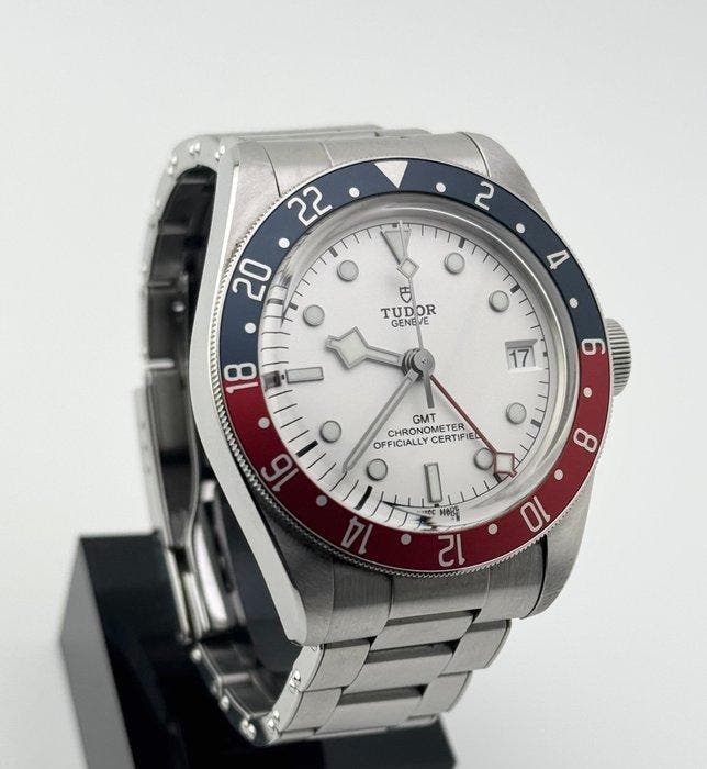 Tudor - Black Bay Gmt - M79830RB - Homme - 2026, Bijoux, Sacs & Beauté, Montres | Anciennes | Antiquités