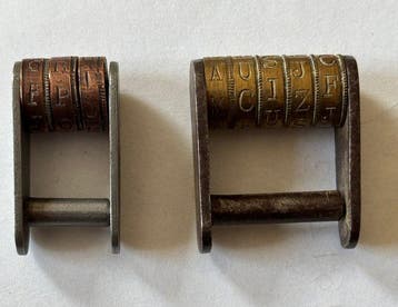 Hangslot (2) - twee combinatiesloten, Antiek en Kunst