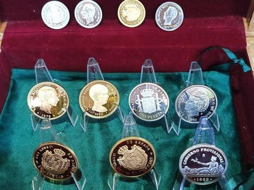 Spanje. Caja Collection  Historia de la Peseta  11, Postzegels en Munten