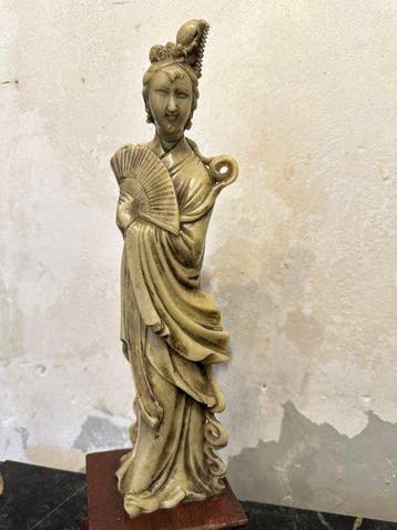 Figuur - Chinese dame met waaier - - China (Zonder