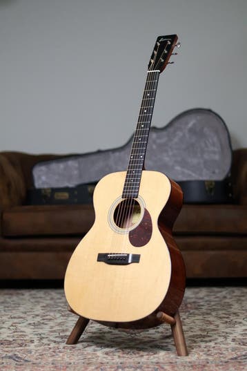 Eastman OM 10 TC 2023 | Thermo, Verzenden