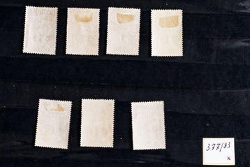 België - Serie Kruis van Lotharingen + Koning Leopold en, Timbres & Monnaies