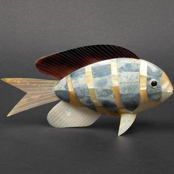 Tropische vis - mariene sculptuur in parelmoer en blauw