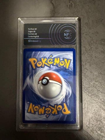 Pokémon - 1 Graded card - Meowth 121/088 Foil, Full art,, Nieuw