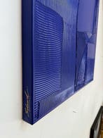 Sarah Schwarzl - Frequency COBALT (Frame included)