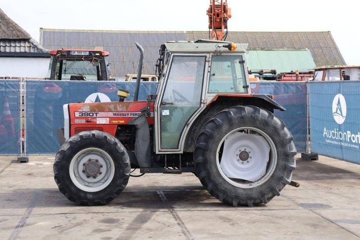 Veiling: Tractor Massey Ferguson 390T Diesel 70kW, Zakelijke goederen, Landbouw | Tractoren, Ophalen