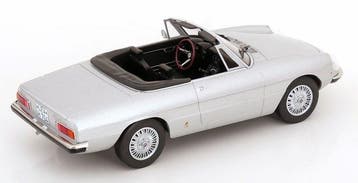 Norev 1:18 - Modelauto - Alfa Romeo 2000 Spider - 1973 -, Hobby en Vrije tijd, Nieuw