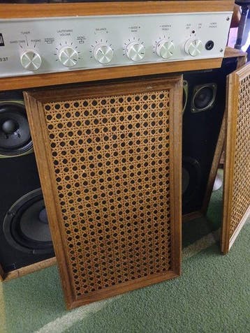 Acoustic Systems Hans G. Hennel - Boîte 250/1 Enceinte