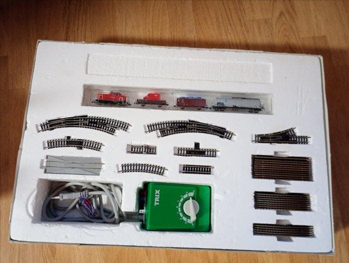 Minitrix N - 11469 - Treinset (1) - met diesellocomotief, Hobby & Loisirs créatifs, Trains miniatures | Échelle N