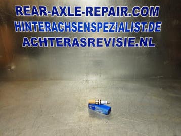 Bougie Opel Kadett E, Ascona C. GM131. (motorruimte, Motor), Verzenden