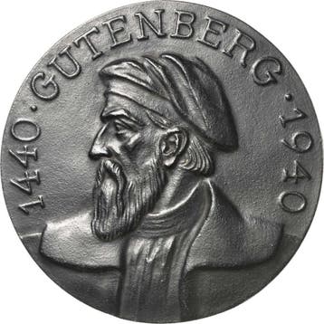 Einseitige Eisengussmedaille 1940 Buchdruck, Verzenden