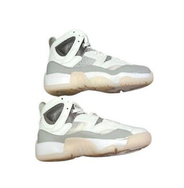 Jordan - Jumpman Two Trey - Sneakers - Maat: EU 40 - Nieuw