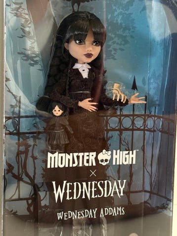 Mattel - Poupée Wednesday Addams