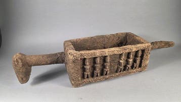 Hardhouten doos - Dogon - Mali